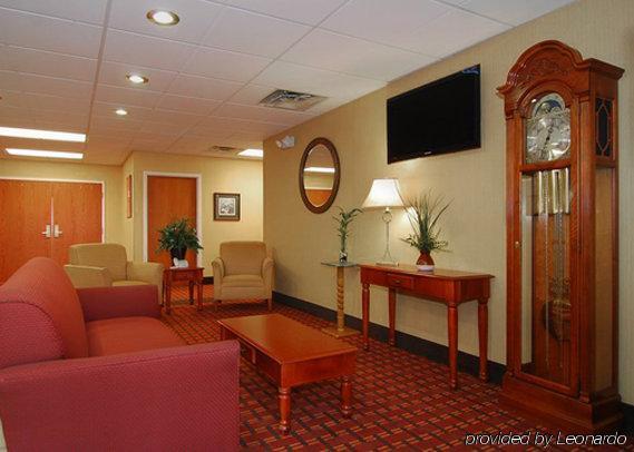 Quality Inn Seaman Інтер'єр фото