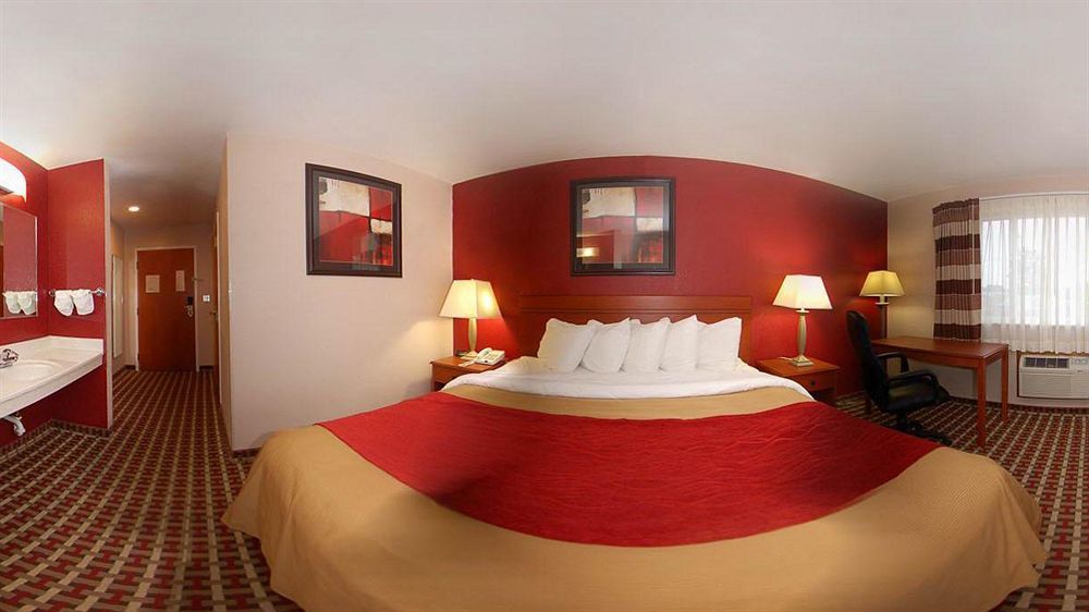 Quality Inn Seaman Екстер'єр фото